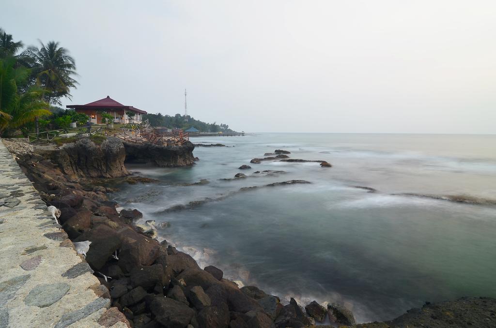 Hawaii Resort Family Suites Anyer Kültér fotó